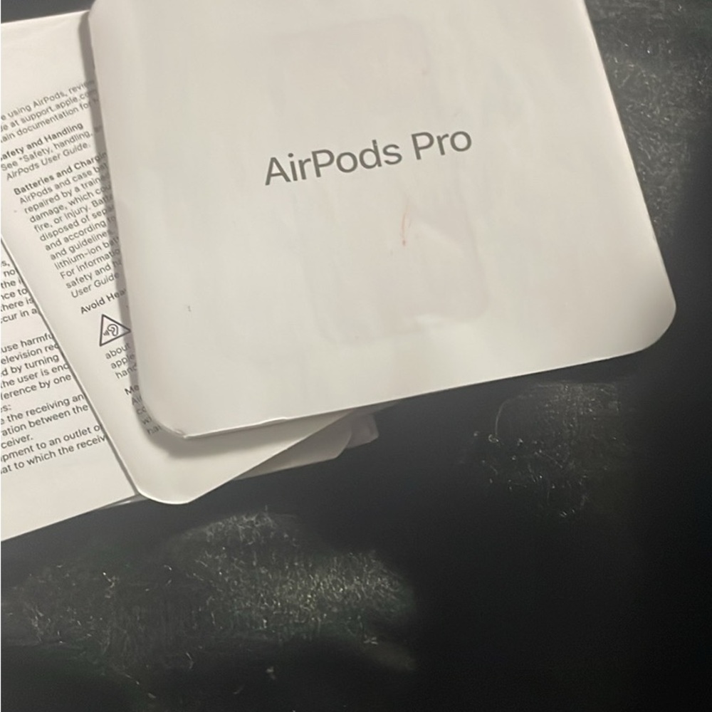 Apple AirPods Pro Packaging in White